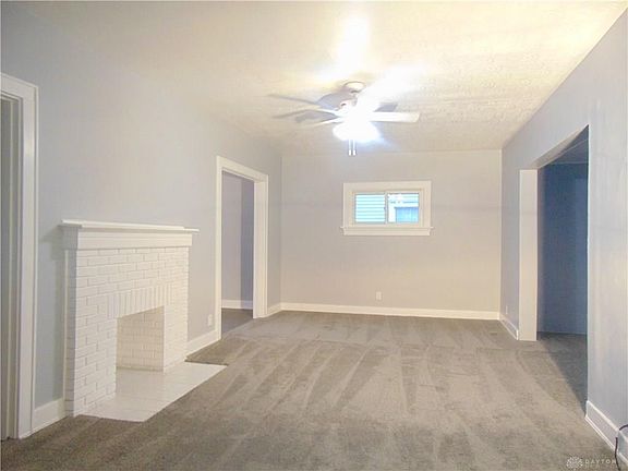 5th image of 2441 Malvern Ave