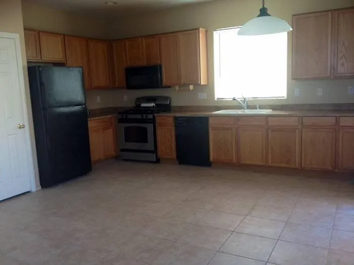 6314 Barrington Bridge Ave — Photo 9