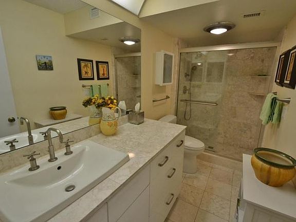 4th image of 1850 Homewood Blvd APT 0402