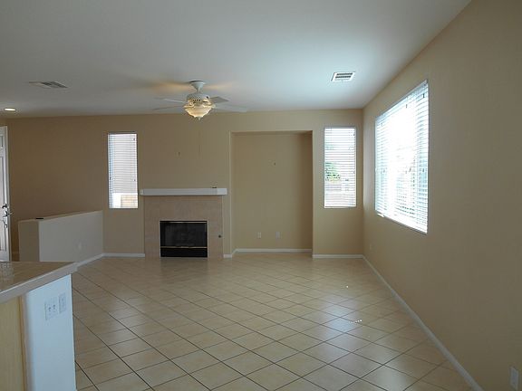3rd image of 65565 Acoma Avenue #85