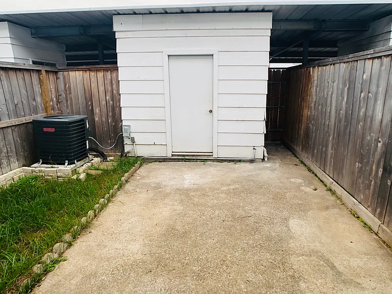 7009 Chasewood Dr — Photo 3