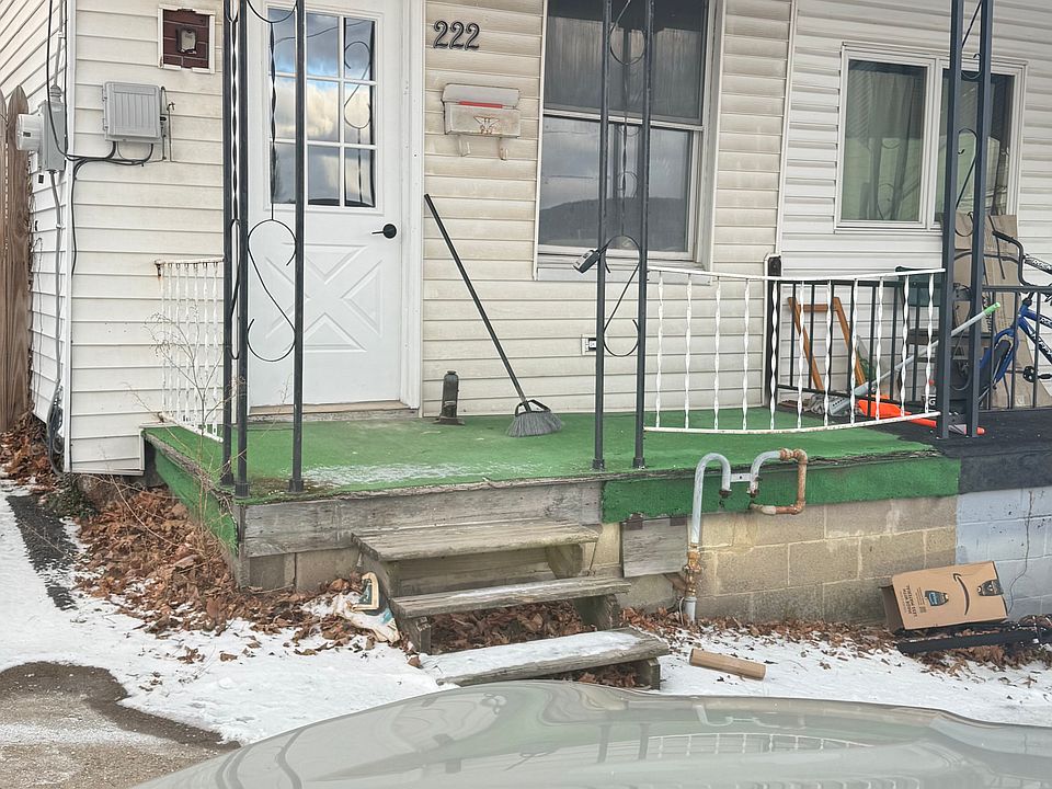 1st image of 222 S Walnut St #1