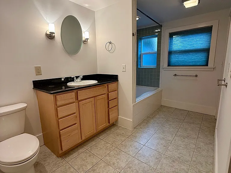 En-suite bathroom