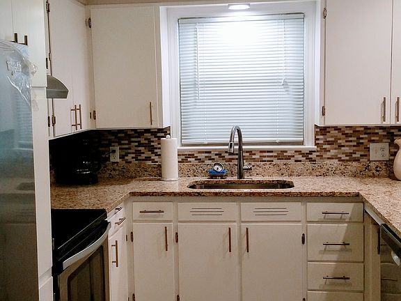 New Granite and Backsplash tile