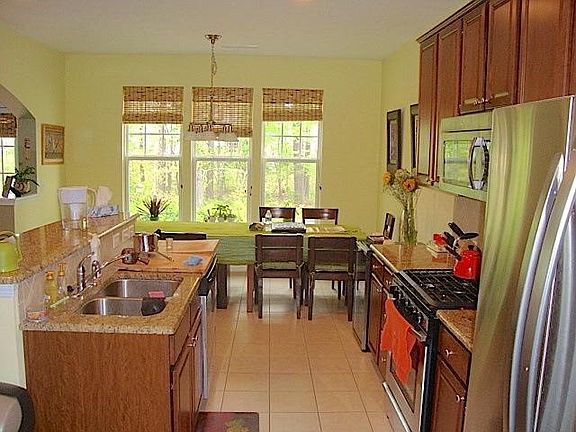 Kitchen, bright and spacious