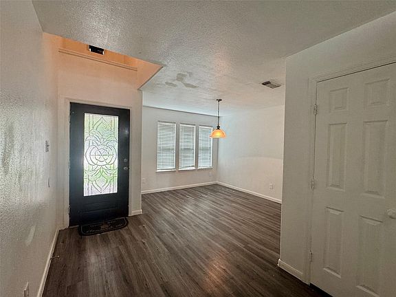 5th image of 8435 Resada Park Ln