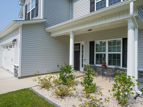 3rd image of 524 White Shoal Way