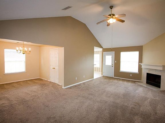 2nd image of 14711 Hamstead Park Dr