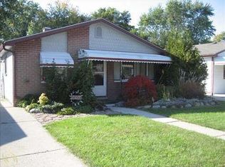 6668 Banner St, Taylor, MI 48180