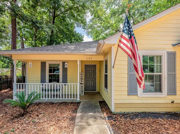 1705 Indian Town Ln, Tallahassee, FL 32312