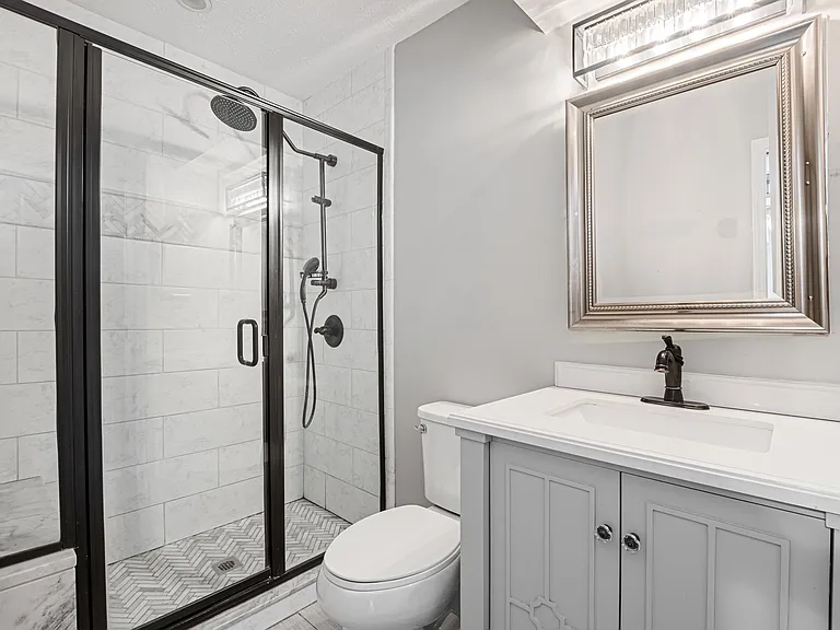 760 Yorkwood Pl — Photo 17