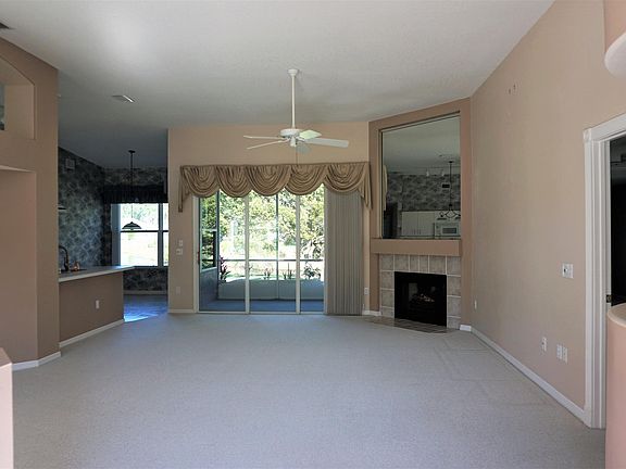 4th image of 12 Creek Bluff Way