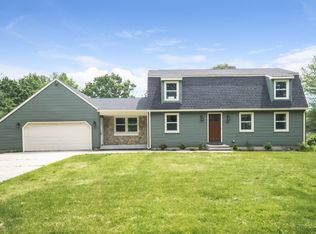 158 Overlook Dr, West Springfield, MA 01089