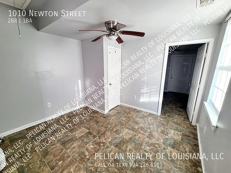 1010 Newton St — Photo 5