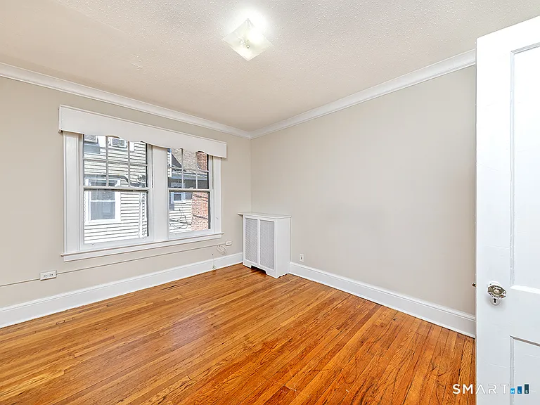 89-91 Maplewood Ave #2 — Photo 8