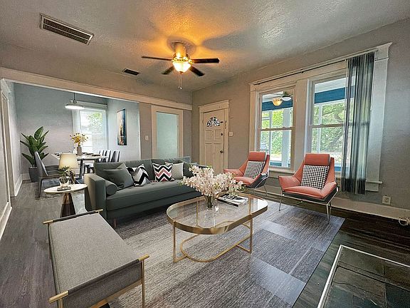 3rd image of 7804 Van Dyke Pl