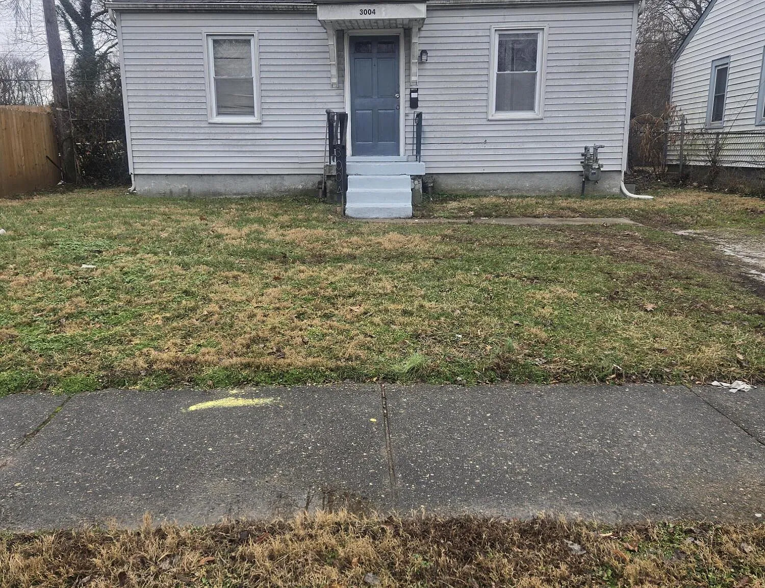 2 bed, 1.0 bath, 700 sqft, $1,200 — Photo 1