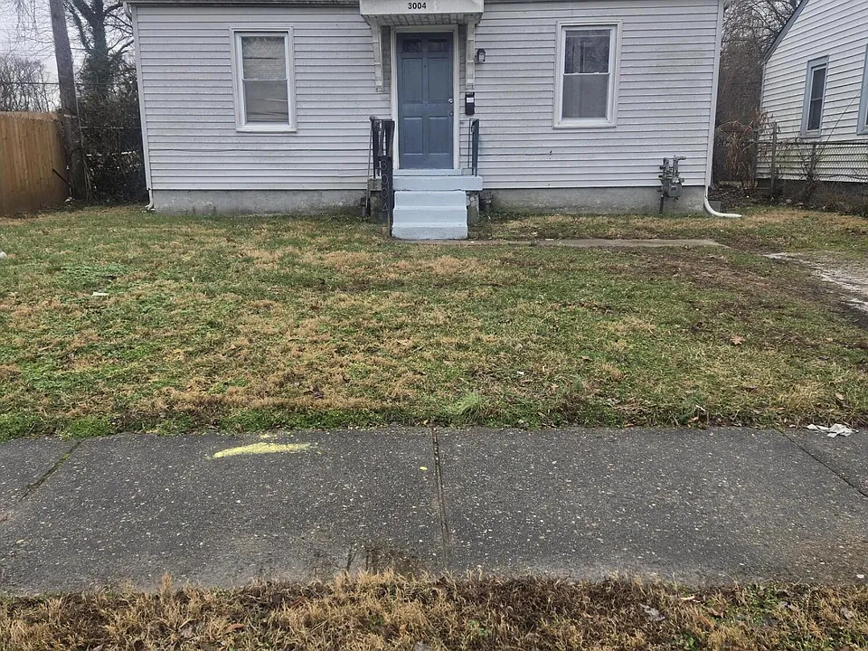 3004 Wyandotte Ave