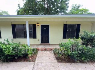 2885 E Johnson Ave, Pensacola, FL 32514