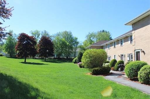 2nd image of 104 Elmwood Dr #104