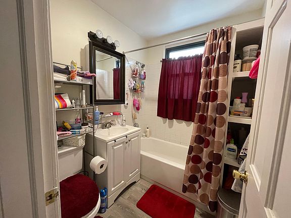 4th image of 5732 N Kenmore Ave APT 1
