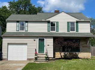 1208 Brainard Rd, Lyndhurst, OH 44124