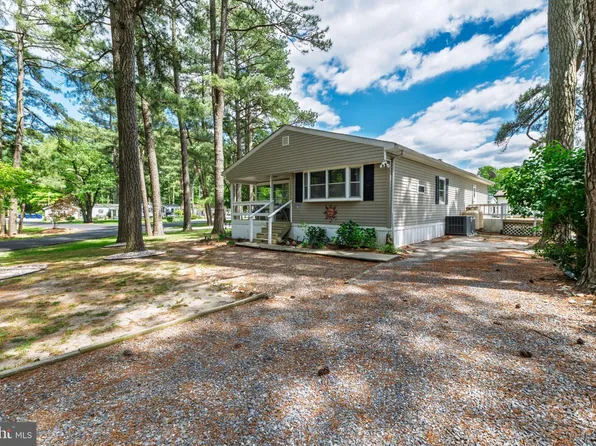 35502 E Harbor Dr, Millsboro, DE 19966