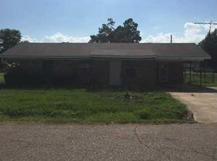 1039 Cypress Dr, Tunica, MS 38676