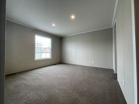 5th image of 7204 E Grand River Ave #426