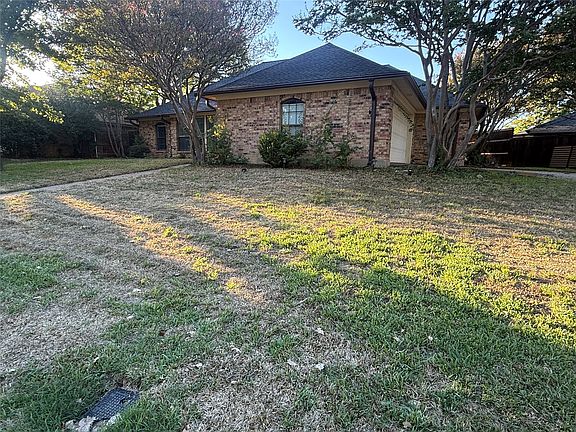 3rd image of 3407 Ruidoso Dr