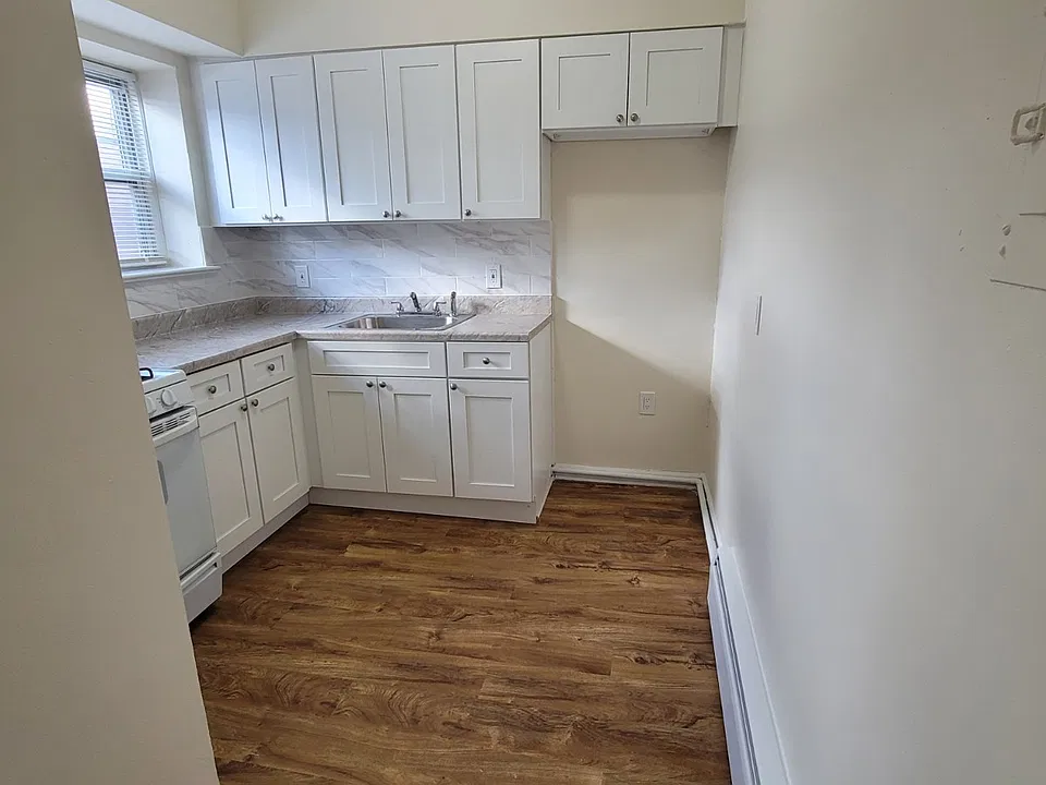 415 Kearny Ave #5C