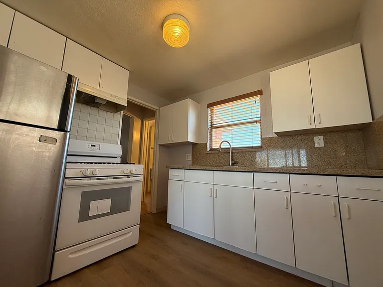16459 Willow St — Photo 19