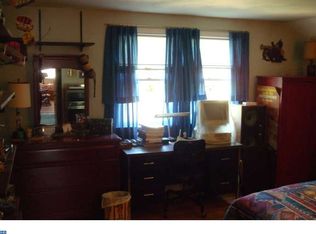 9 Bedford Dr, Ewing, NJ 08628