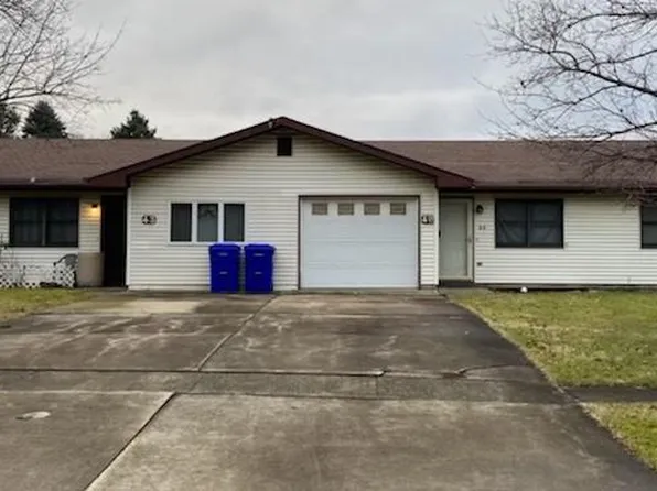49 E Jay St, Newton Falls, OH 44444