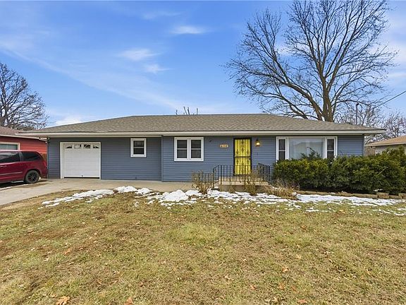 2nd image of 6137 Cernech Rd