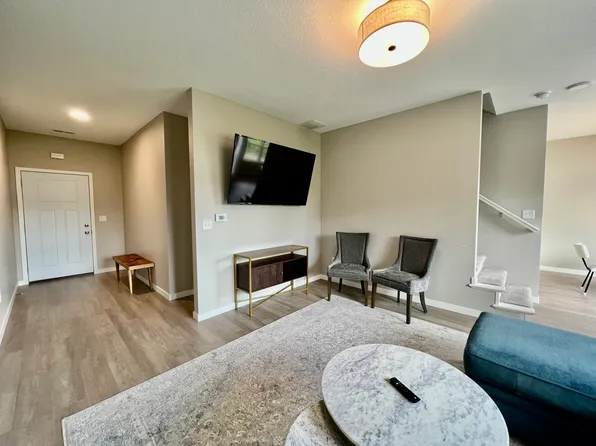 (undisclosed Address), Cedar Falls, IA 50613