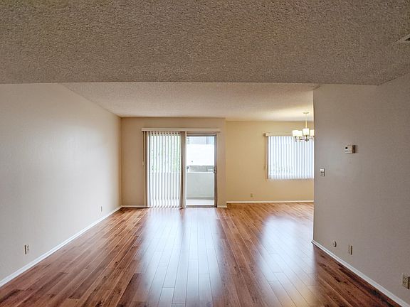 2nd image of 366 S Mentor Ave APT 209
