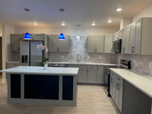 101 1st St, Watkins Glen, NY 14891