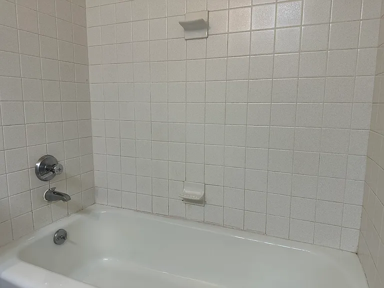452 Chapel Ridge Dr #H — Photo 26