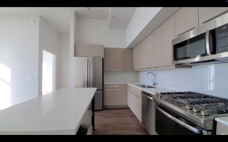 1st image of 1 N Halsted St