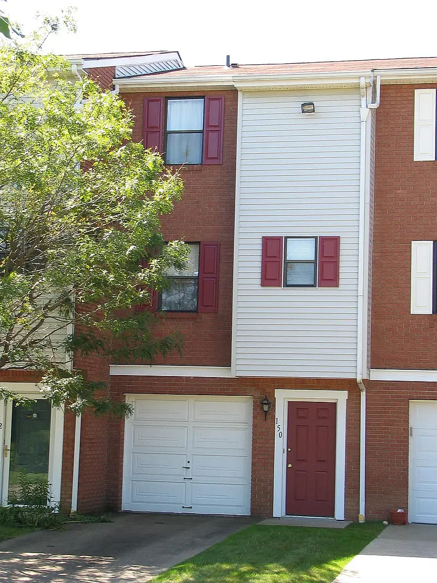 150 Woodhaven Dr photo 1