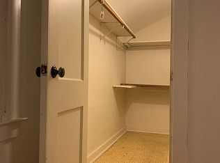 87 1/2 Warner St, Groton, CT 06340