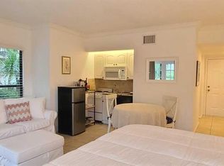 11863 Wimbledon Cir APT 403, Wellington, FL 33414