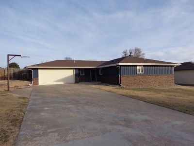 3706 J P Dr, Hays, KS, 67601