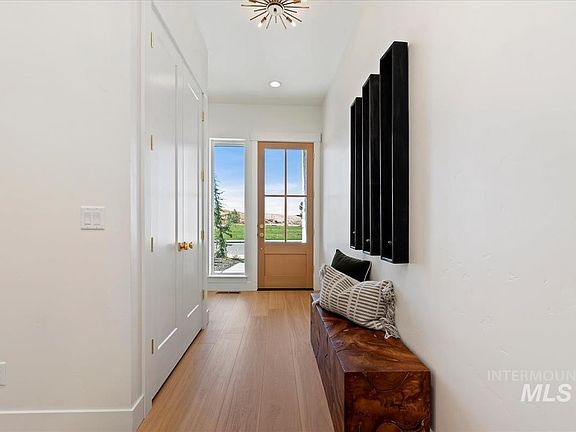 2nd image of 6536 S Astoria Ave