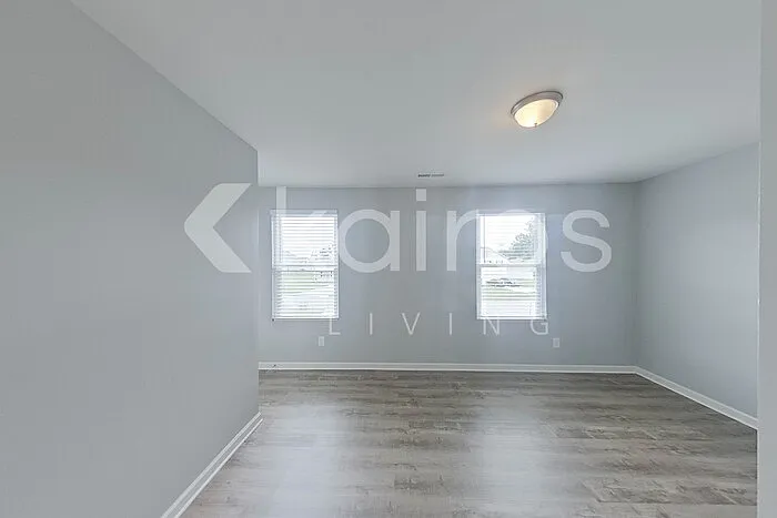 105 Kyles Dr — Photo 16