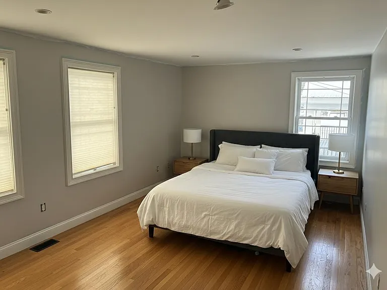 112 Ocean Dr — Photo 7