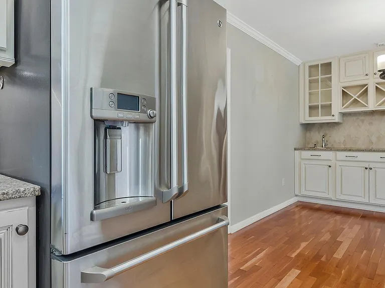 304 Patrick St SW — Photo 38