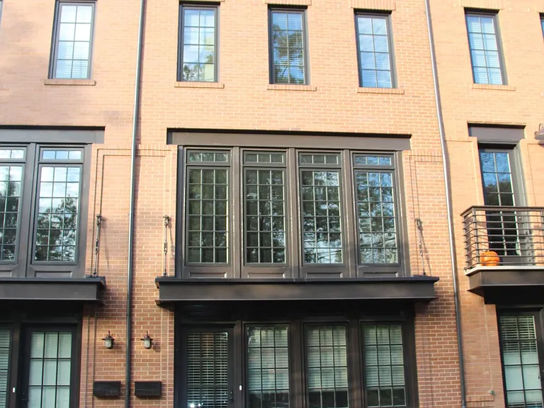 906 N Buchanan St — Photo 22