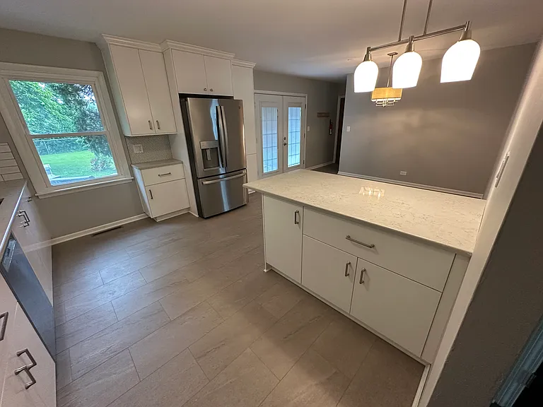 1517 N Kennicott Ave — Photo 6